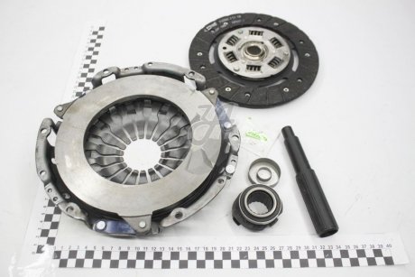 Зчеплення 1,6 8V (d200) в зборі (302052307R) Renault